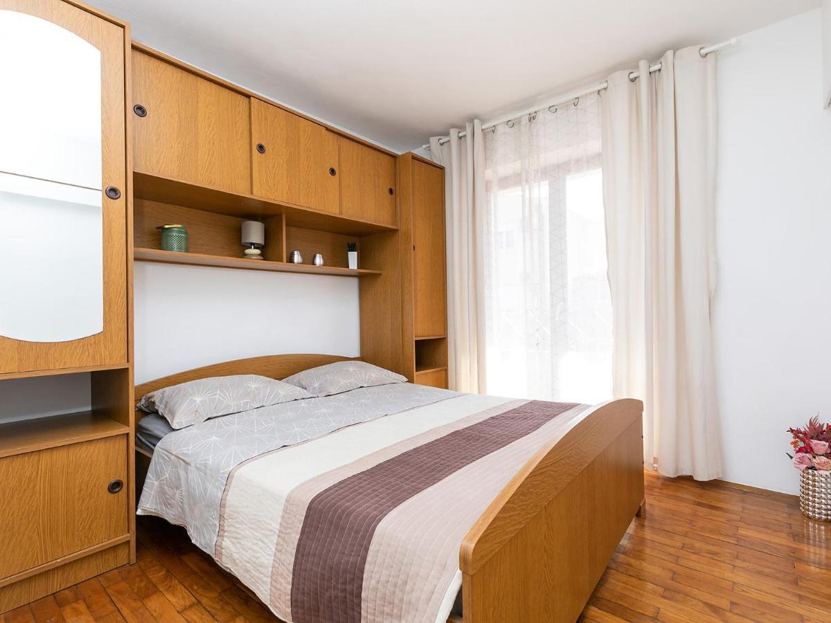 Apartments Nada Porec Exterior photo