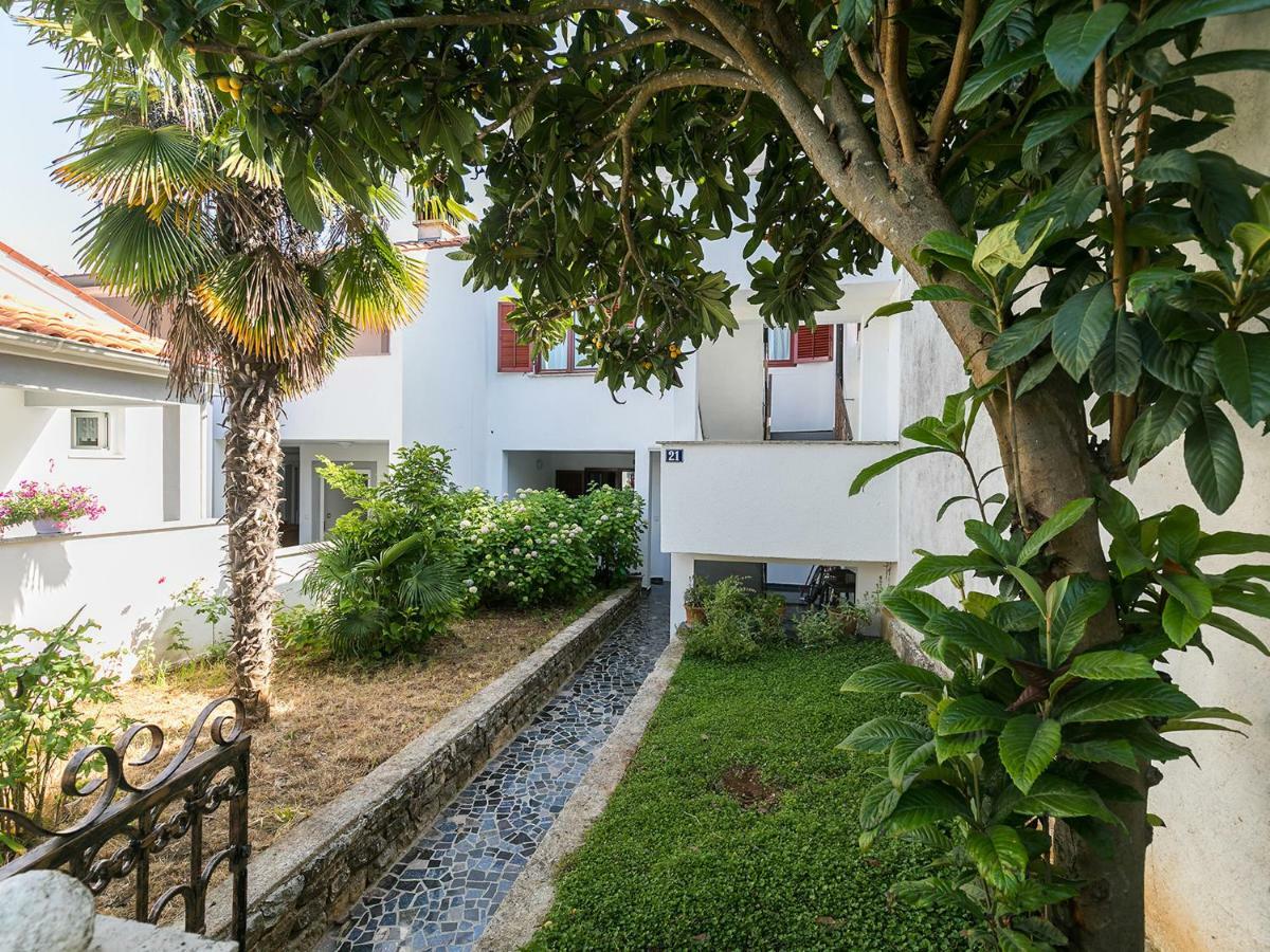 Apartments Nada Porec Exterior photo